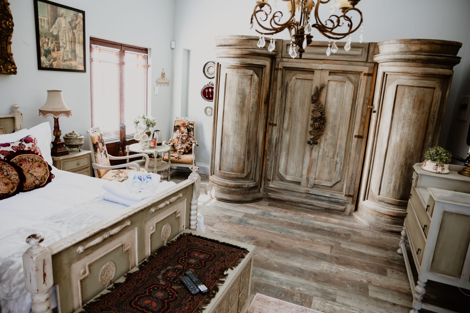 PHOTO-2025-10-09-21-40-39